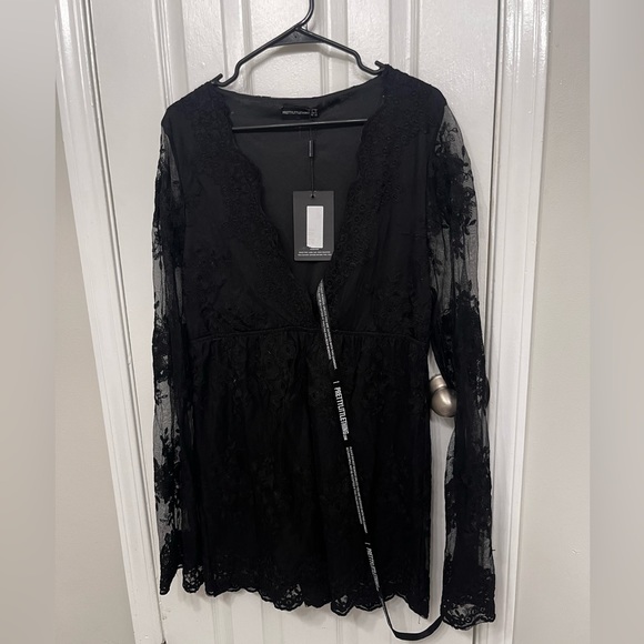 PrettyLittleThing Dresses & Skirts - Pretty Little thing dress